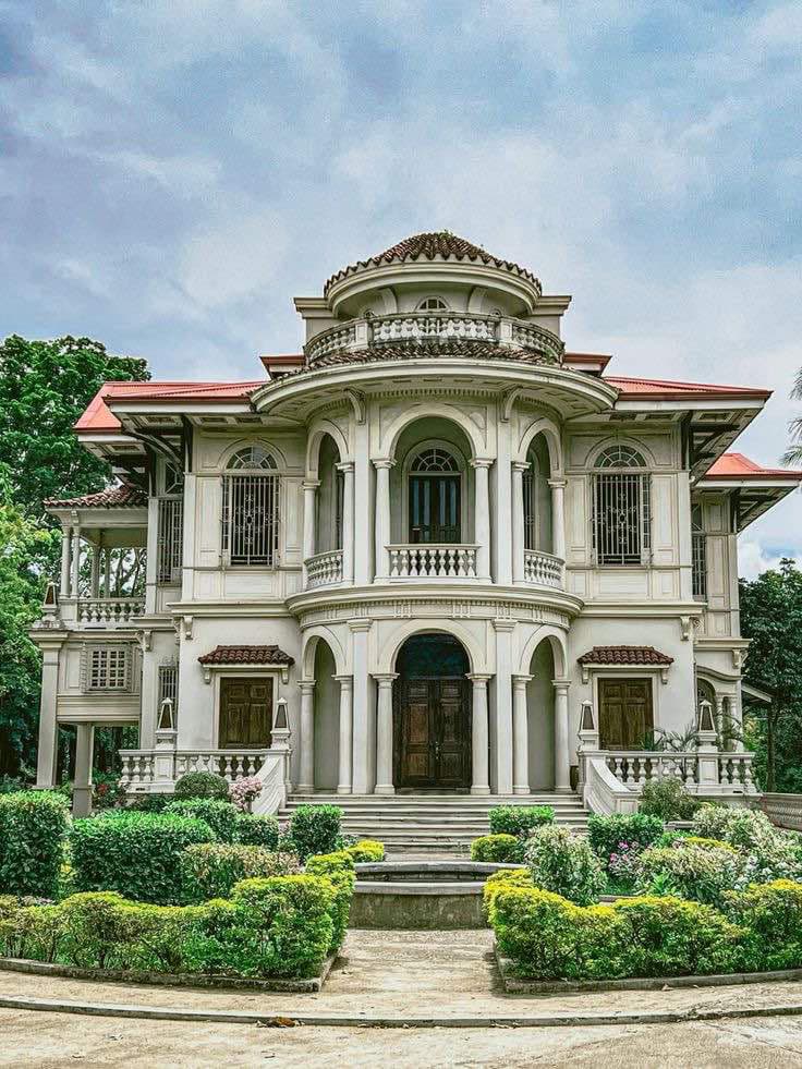 Molo Mansion