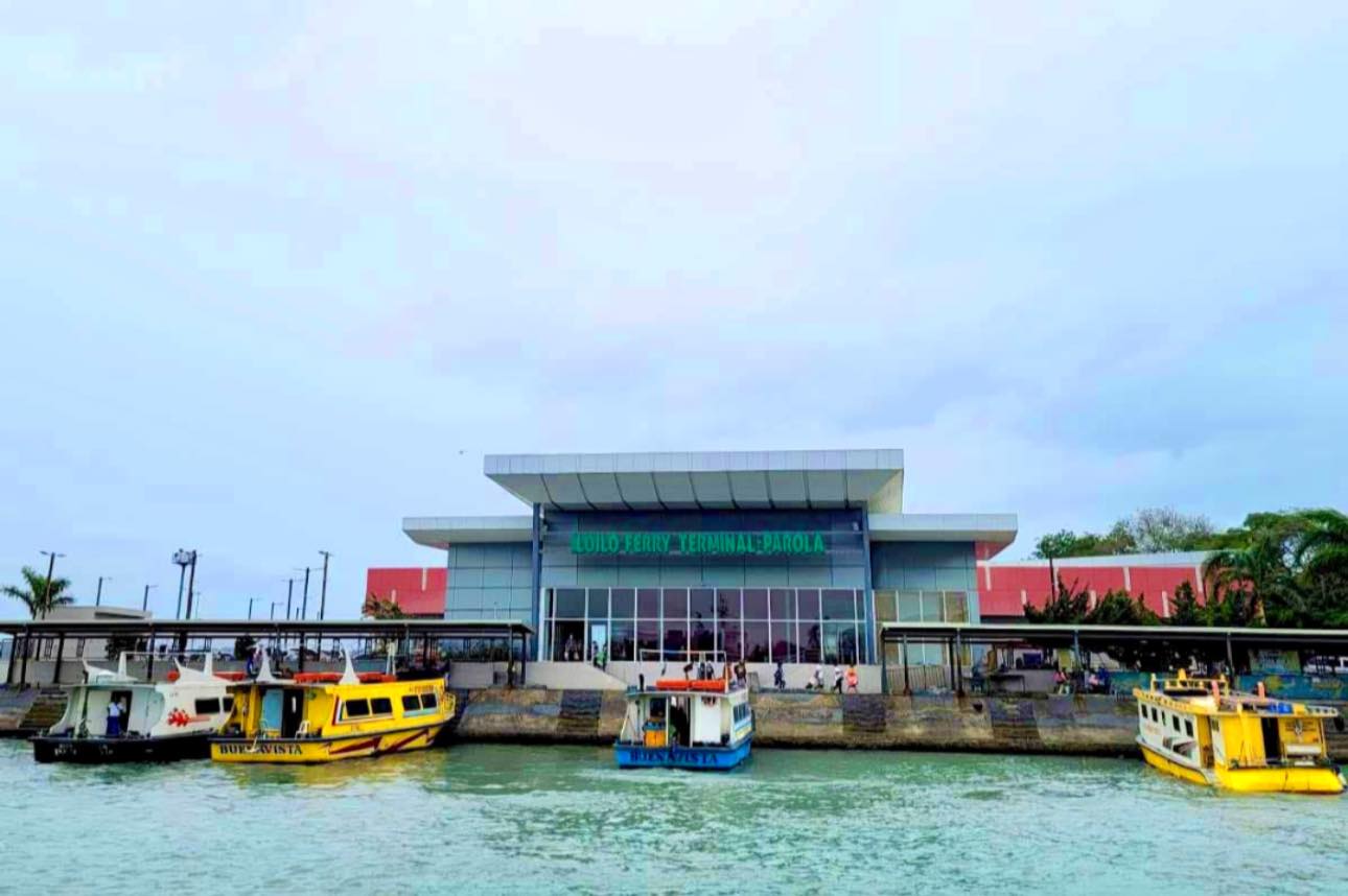 Iloilo Ferry Terminal-Parola